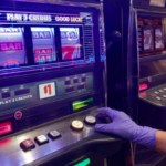 Play Online Slots On The Internet Slots Competition